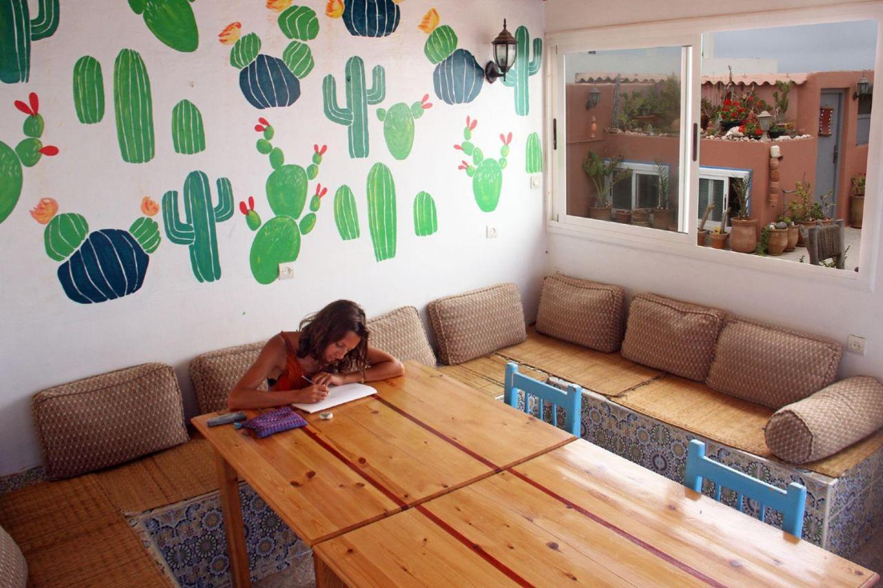Ifni Surf Hostal Szidi Ifni Kültér fotó